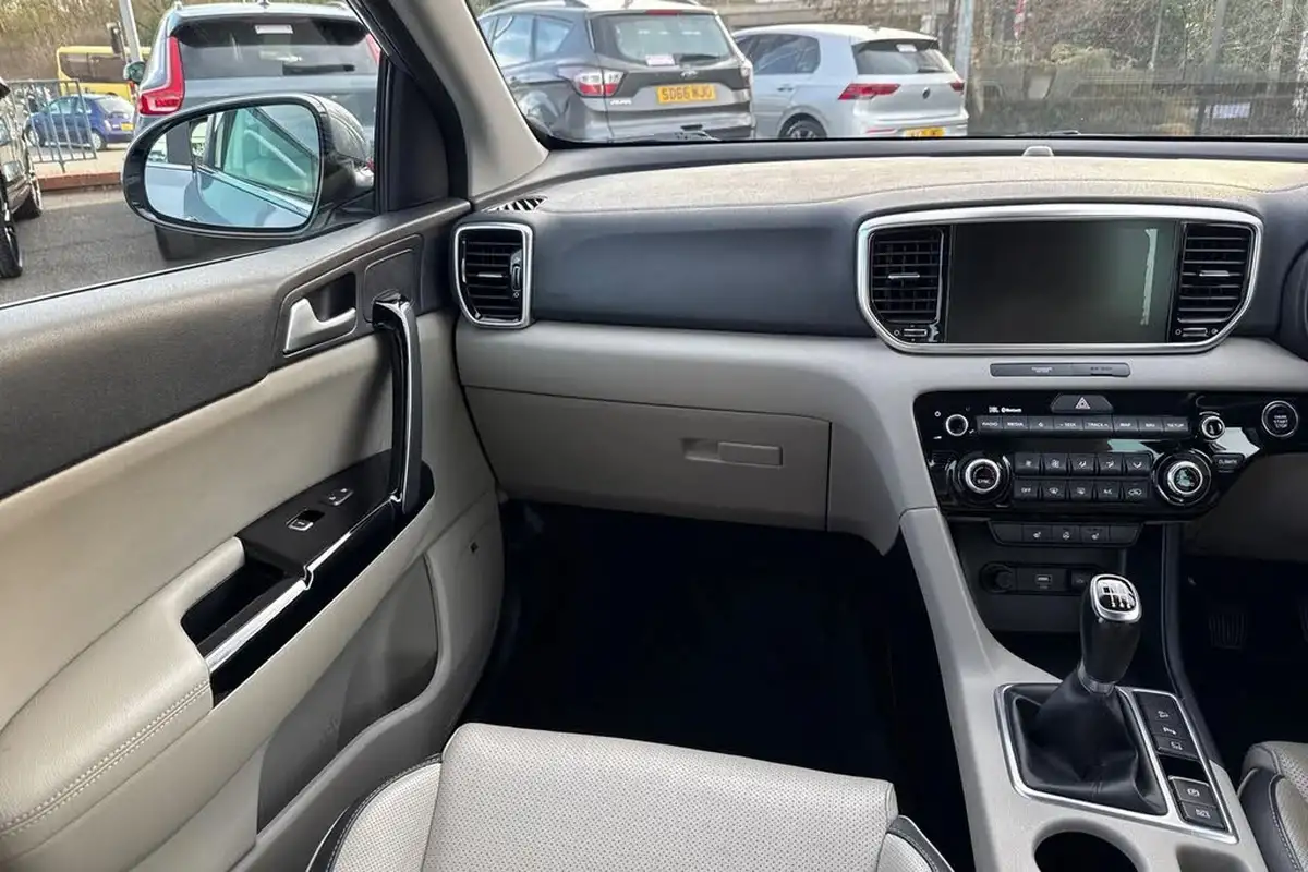 2019-kia-sportage-16-gdi-platinum-edition-big-18