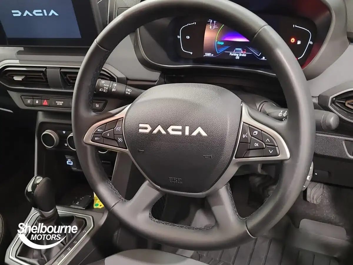 2024-dacia-jogger-16-tce-extreme-big-3