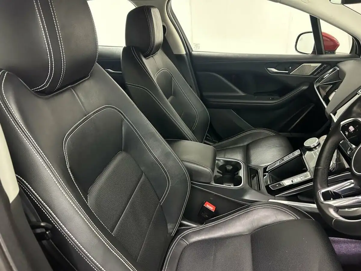 2019-jaguar-i-pace-ev400-se-big-47