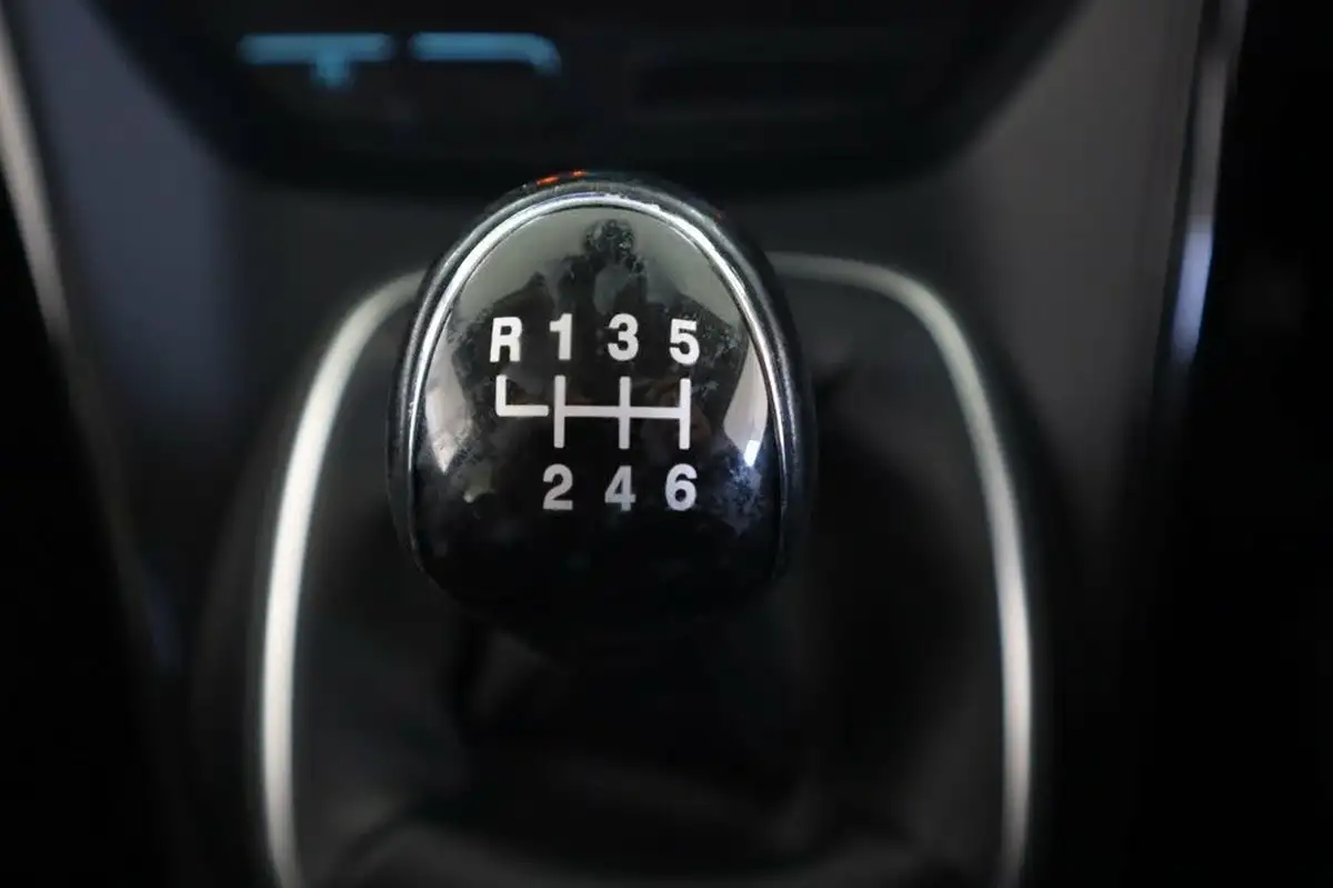 2019-ford-kuga-15tdci-titanium-edition-ss-big-17