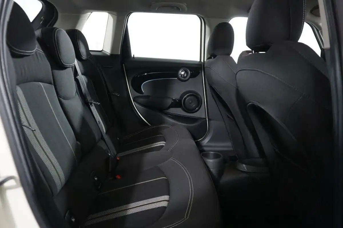2021-mini-cooper-20-cooper-s-classic-hatchback-5d-big-19