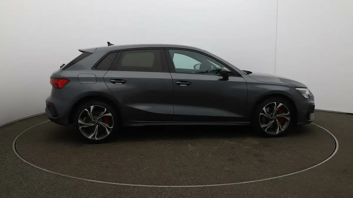 2021-audi-a3-14-45-tfsi-e-s-line-competition-big-50