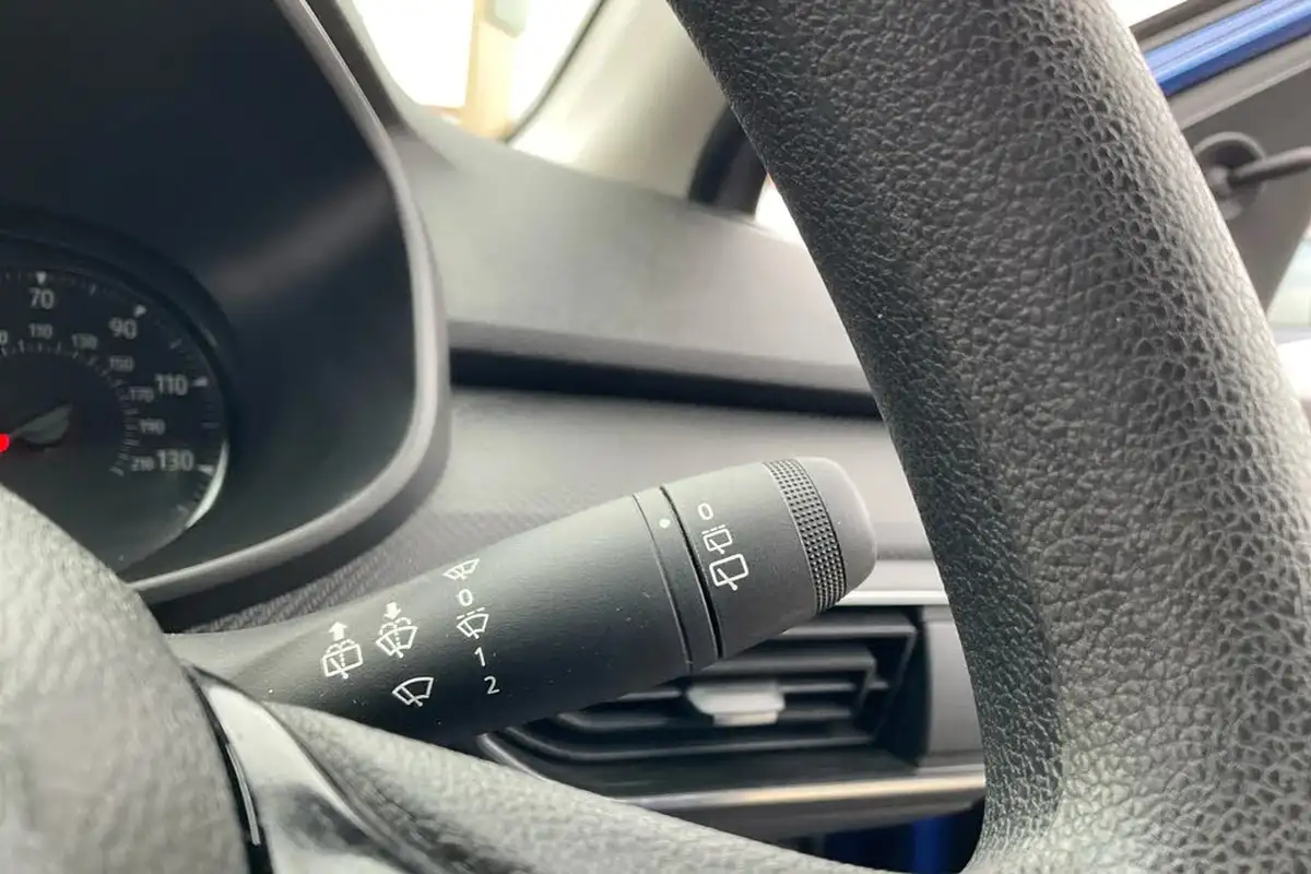 2021-dacia-sandero-10-tce-essential-90bhp-big-35
