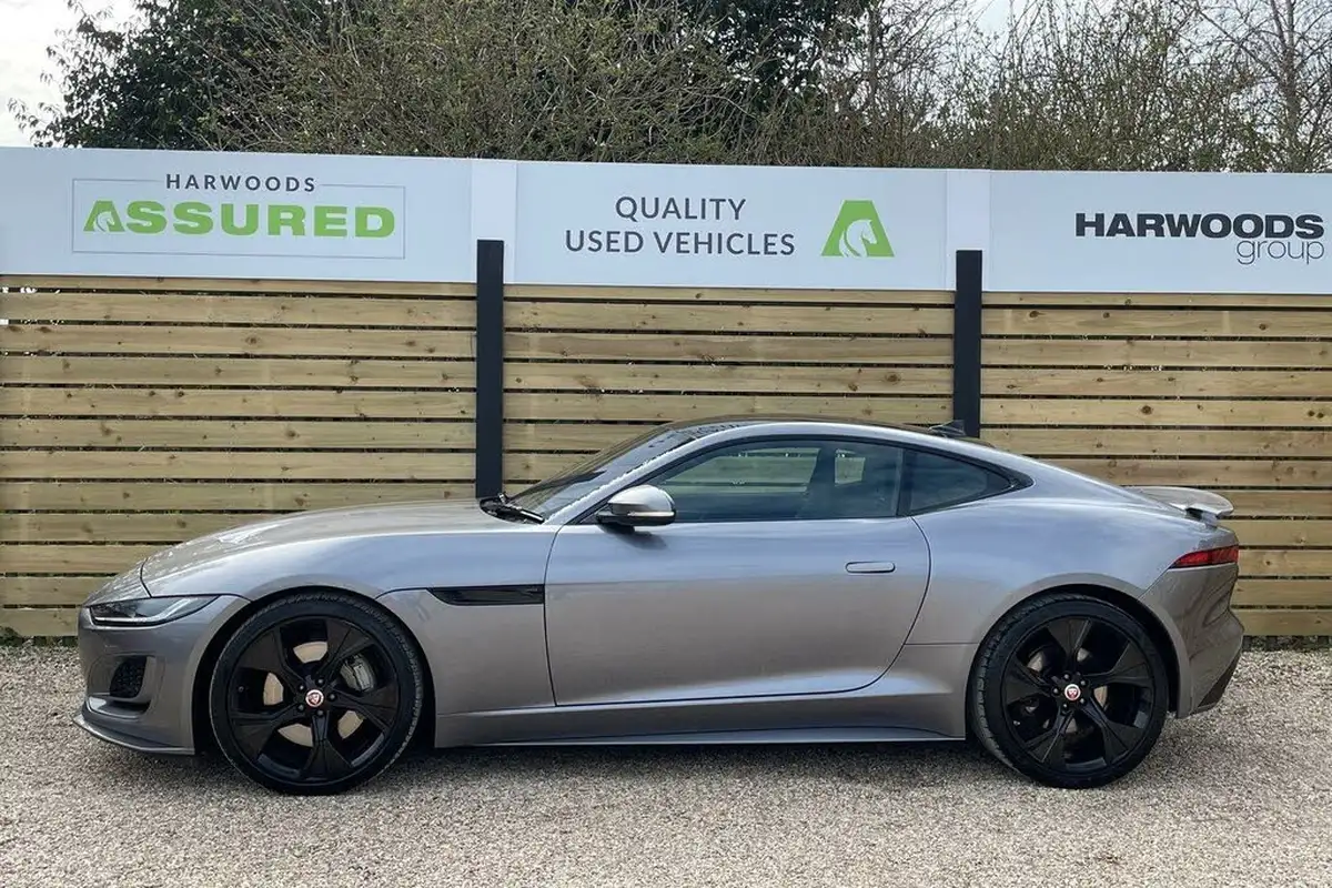 2021-jaguar-f-type-20-p300-r-dynamic-coupe-big-10