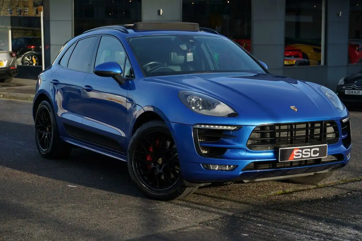 2016-porsche-macan-30-gts-big-3