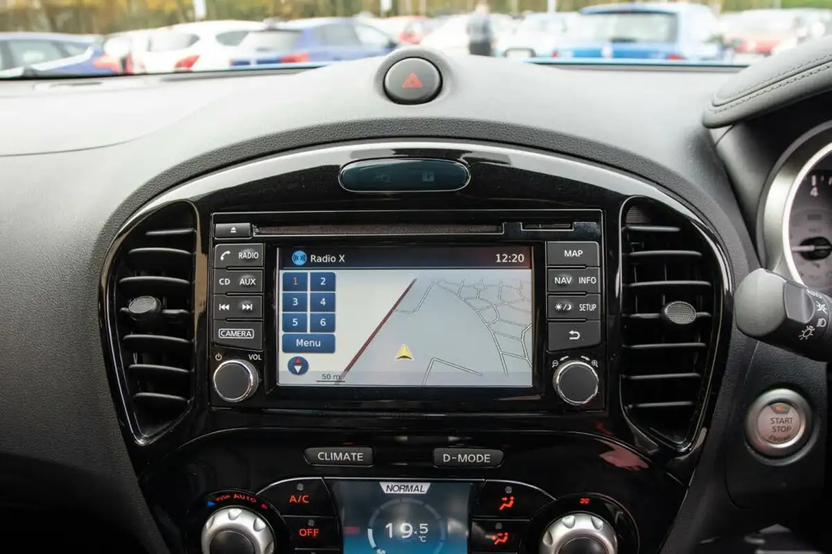 2019-nissan-juke-16-tekna-112ps-xtronic-cvt-big-26