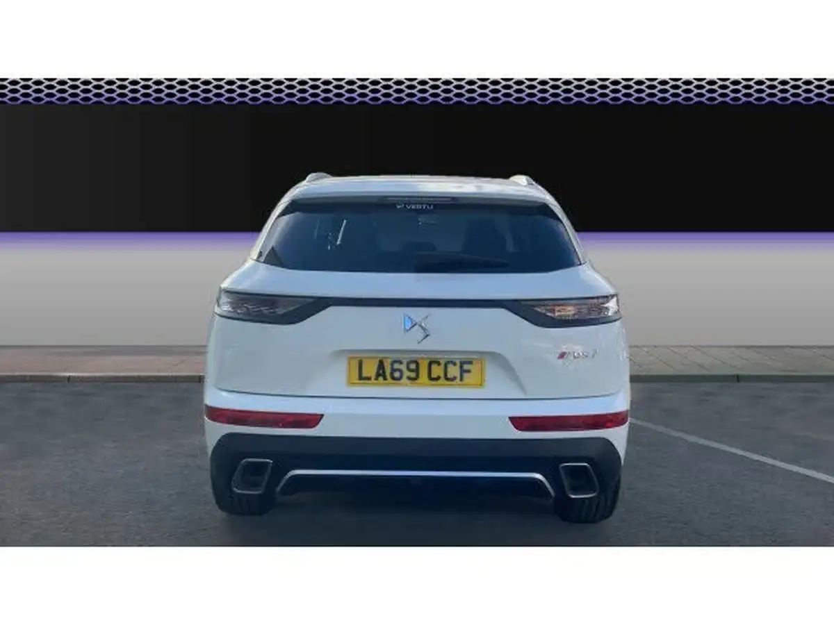 2019-ds-ds-7-crossback-16-puretech-performance-line-180ps-big-5