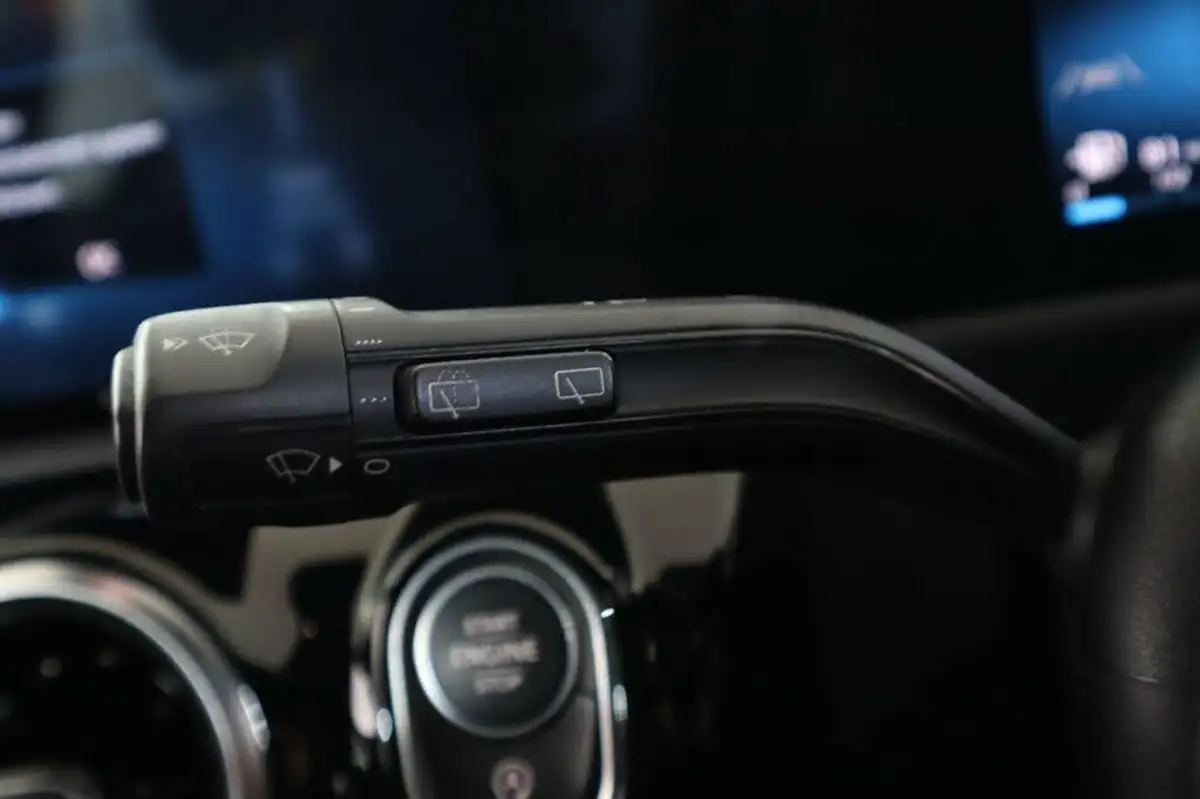 2019-mercedes-benz-a-class-15d-a180d-sport-executive-hatchback-5d-7g-dct-big-19