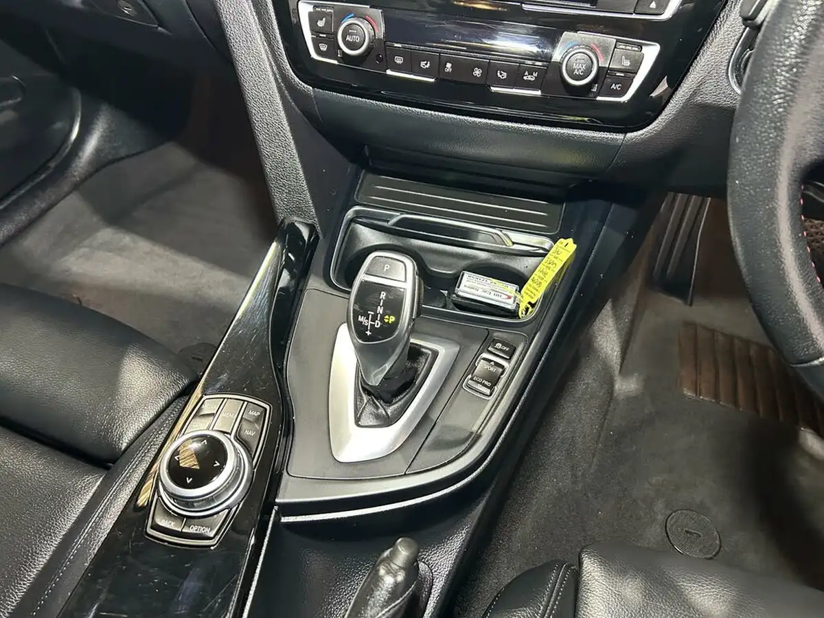 2017-bmw-3-series-20td-320d-ed-sport-touring-5d-auto-big-12