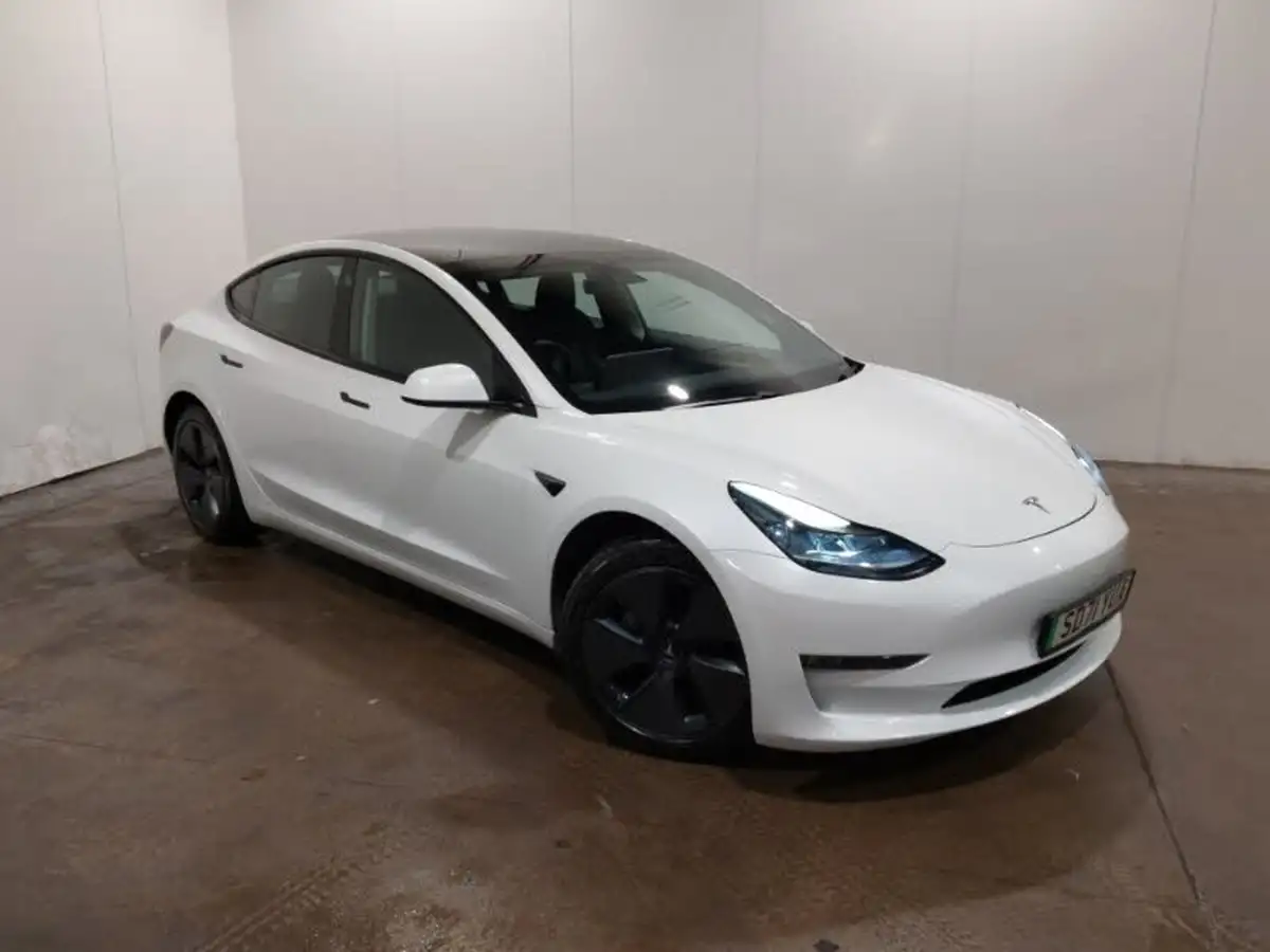 2021-tesla-model-3-e-long-range-awd-big-0