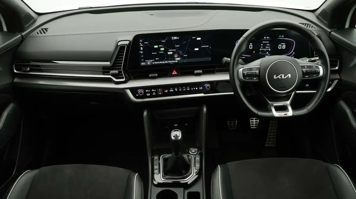 2022-kia-sportage-16crdi-gt-line-113bhp-big-13