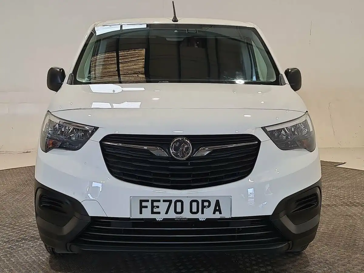 2020-vauxhall-combo-15cdti-edition-2000-100pseu6d-t-big-25