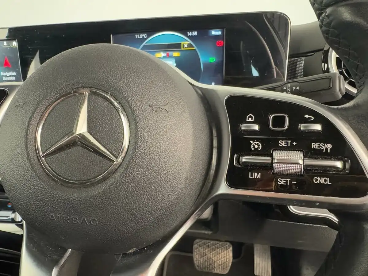 2020-mercedes-benz-a-class-15d-a180d-sport-saloon-4d-7g-dct-big-29