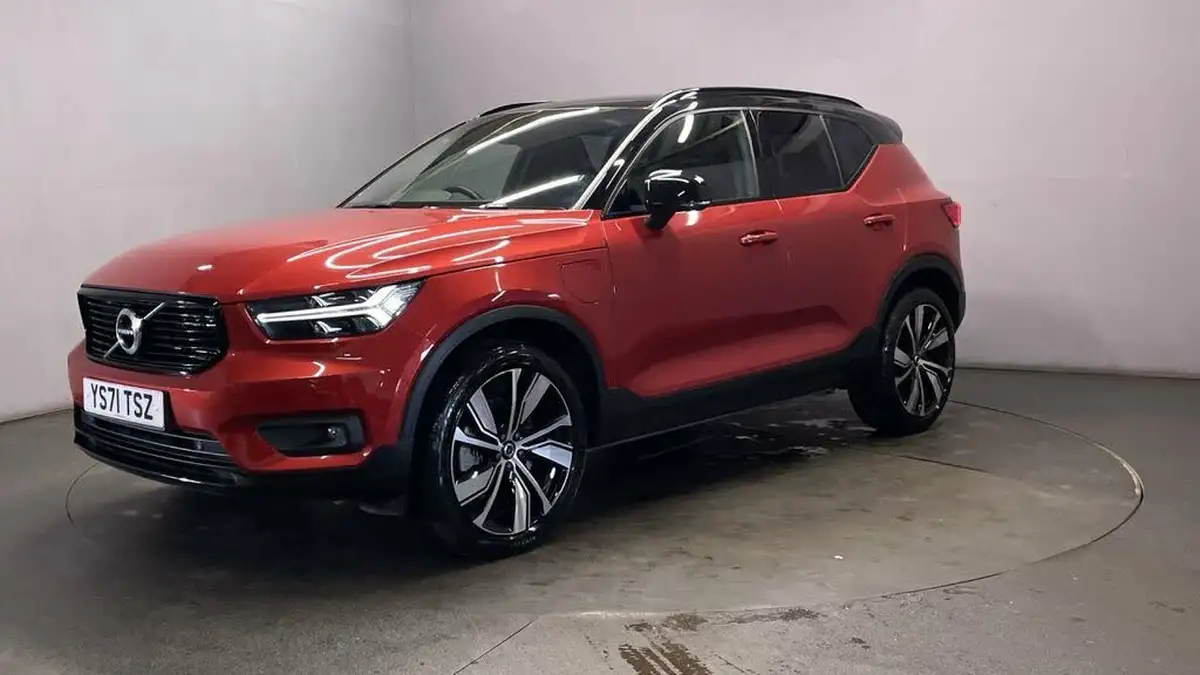 2022-volvo-xc40-15-t5-r-design-pro-big-3