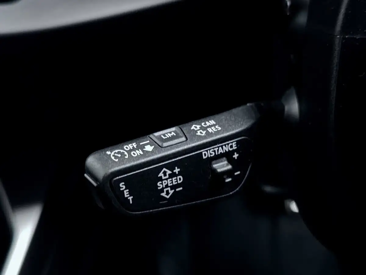 2022-audi-s3-20-tfsi-sportback-5d-big-38