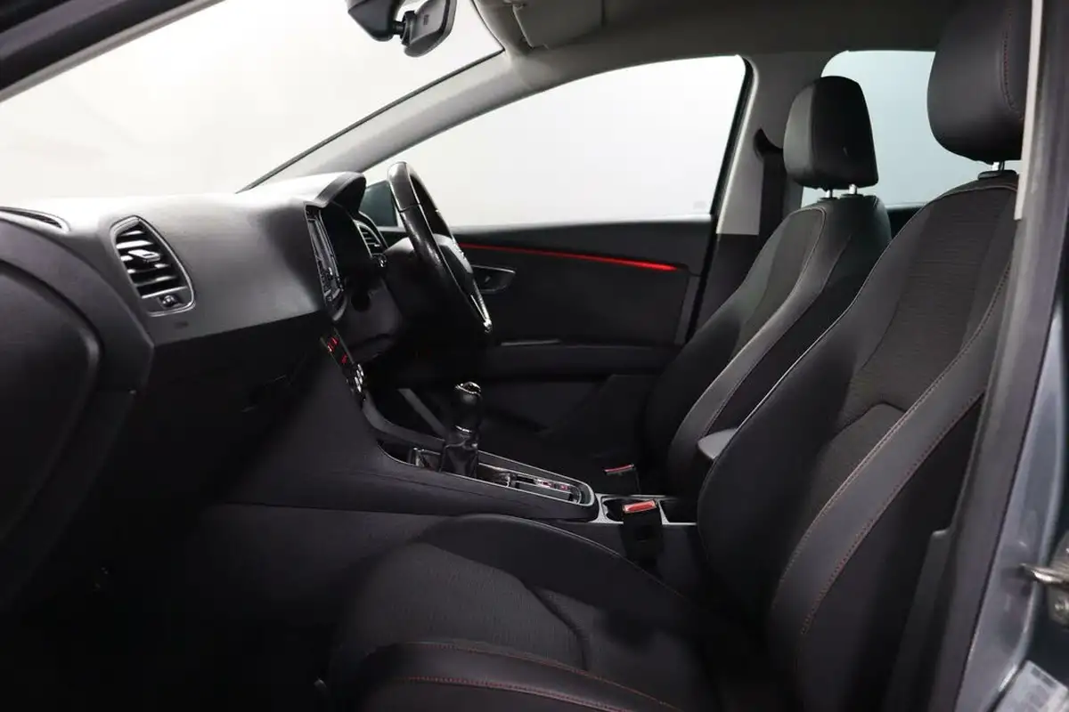2018-seat-leon-20tdi-fr-technology-150ps-hatchback-5d-big-37