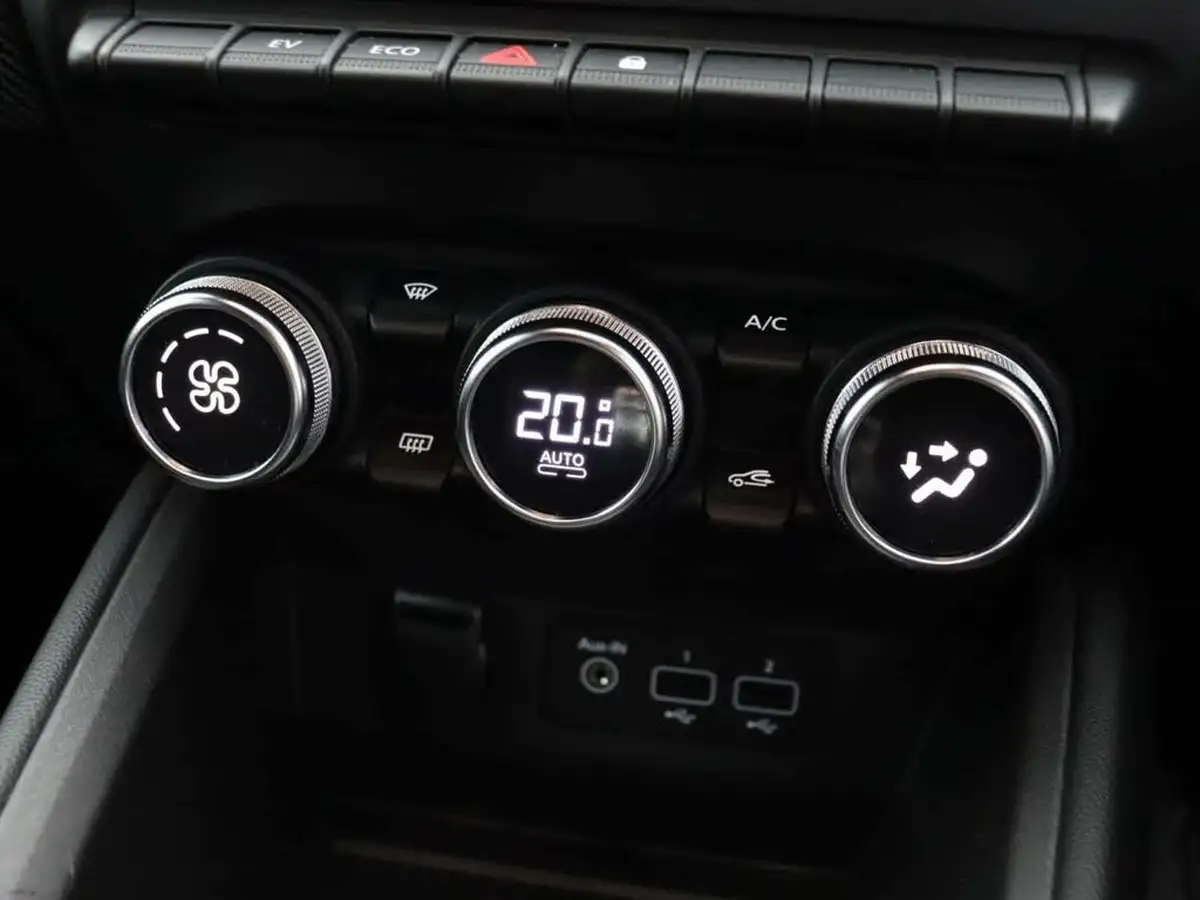 2021-renault-clio-16-rs-line-big-25