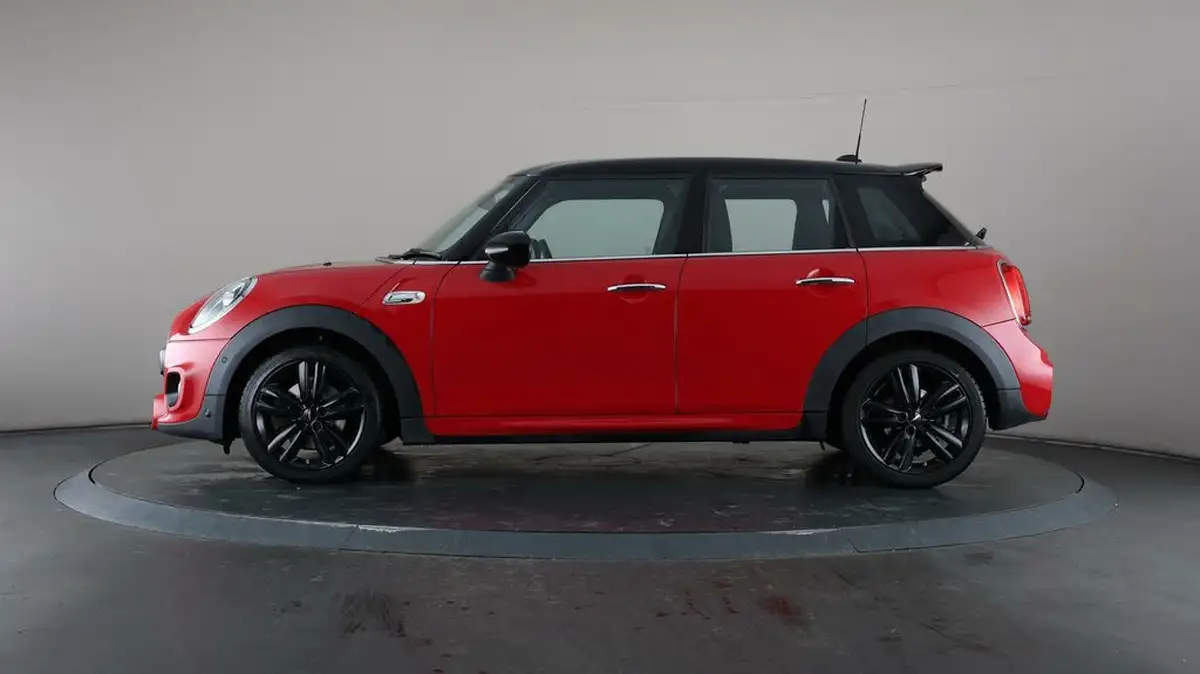 2019-mini-cooper-20-cooper-s-sport-189bhp-hatchback-5d-auto-big-4