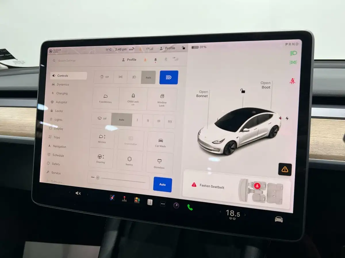 2021-tesla-model-3-e-long-range-4x4-big-33