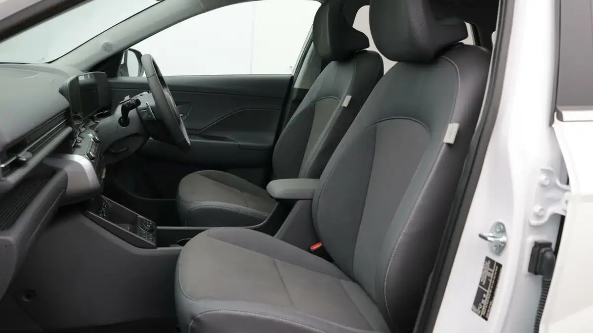 2024-hyundai-kona-e-ultimate-218ps-65kwh-big-14