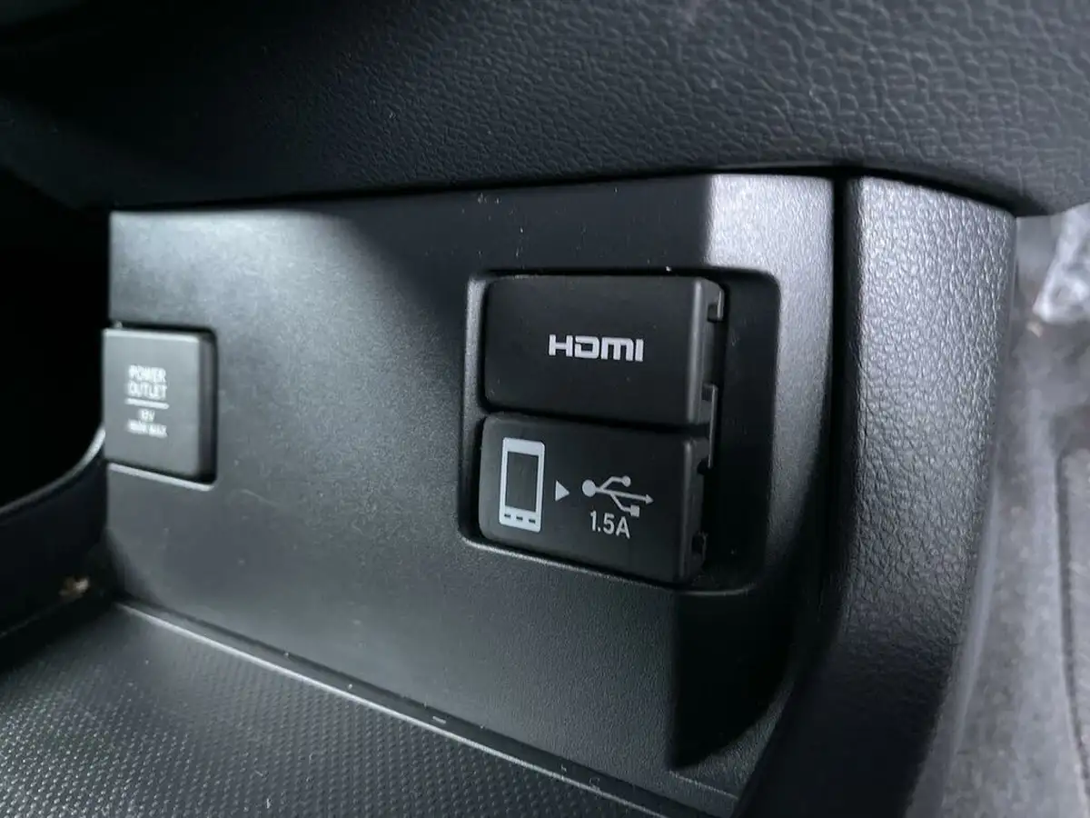 2019-honda-civic-10-vtec-turbo-sr-hatchback-5d-big-45
