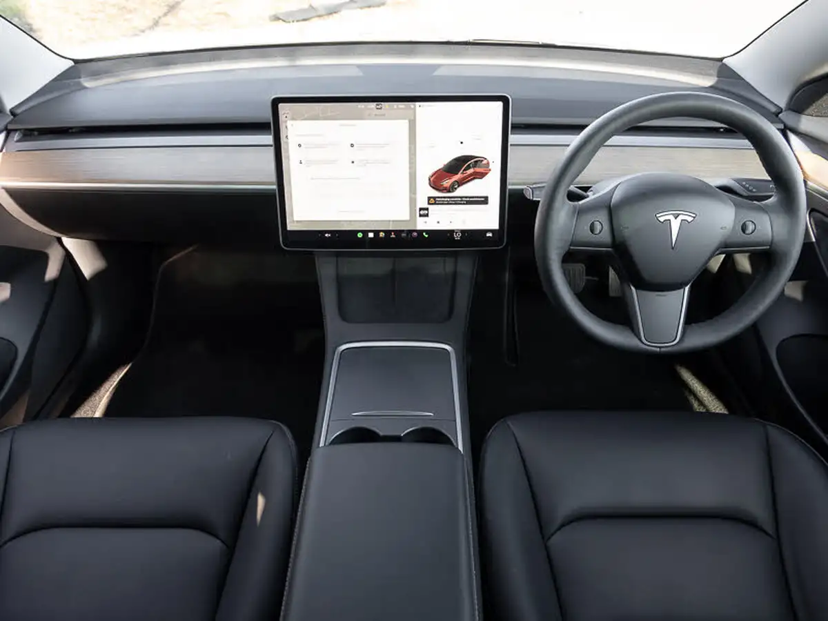 2021-tesla-model-3-e-long-range-awd-big-2