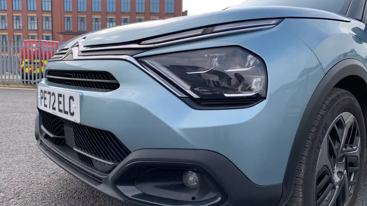 2022-citroen-c4-12-puretech-sense-big-16