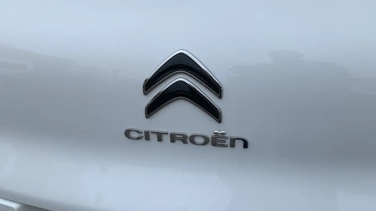 2024-citroen-c3-12-puretech-plus-83ps-big-25