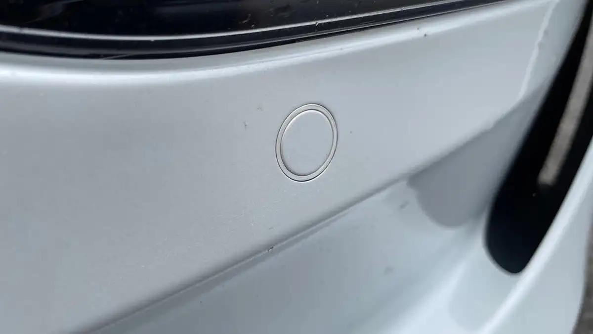 2021-tesla-model-3-e-long-range-awd-big-23