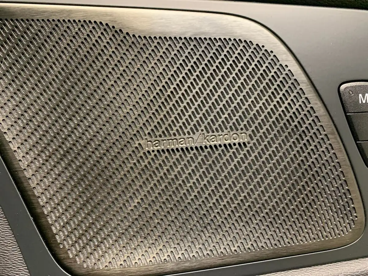 2024-volvo-xc60-20-b5-plus-big-5