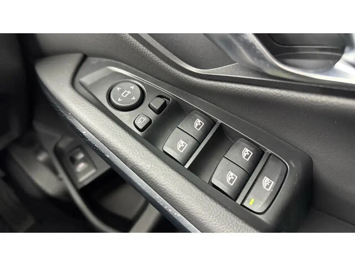 2025-bmw-3-series-20-320i-m-sport-181bhp-touring-5d-big-28