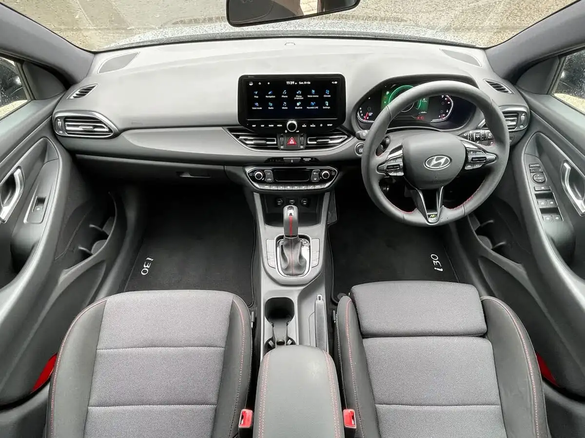 2023-hyundai-i30-15-t-gdi-n-line-hatchback-dct-big-20