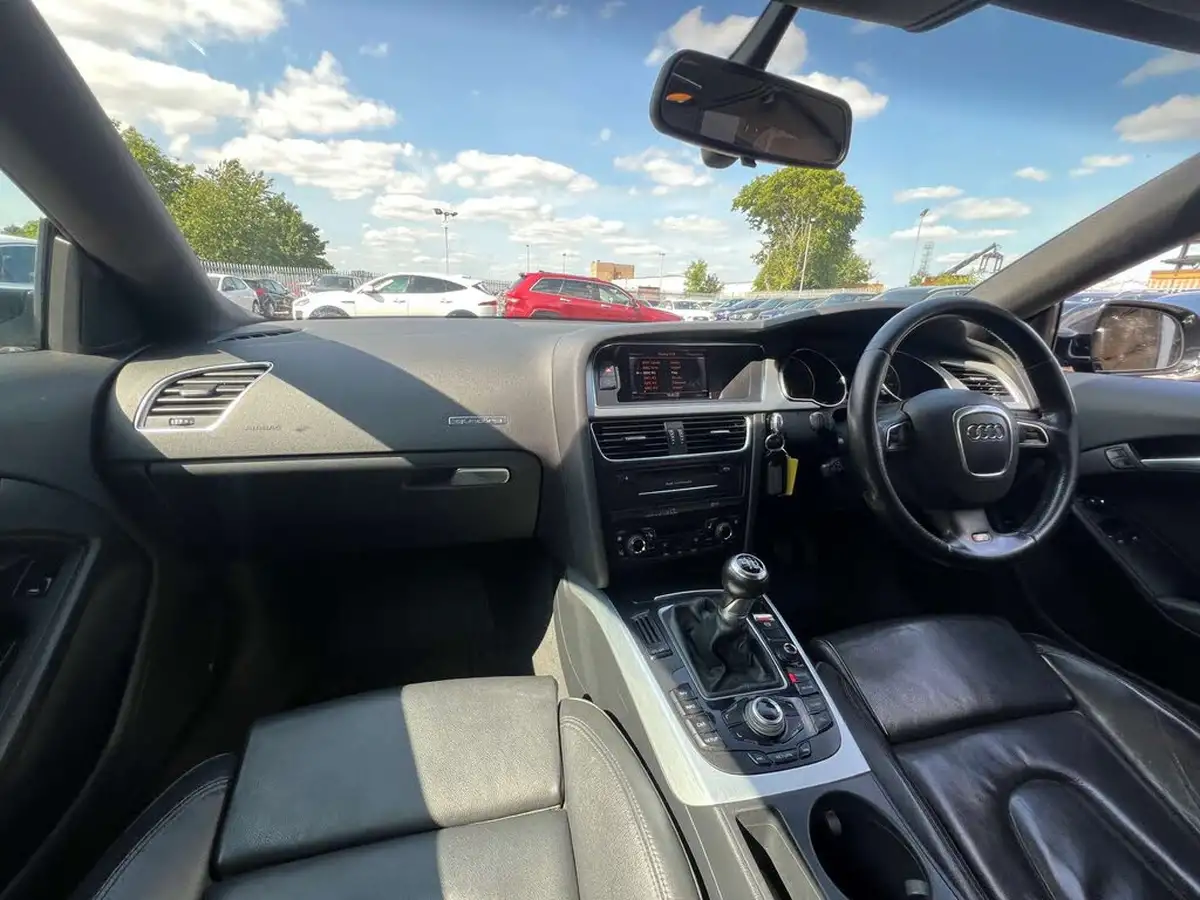 2011-audi-a5-20-tdi-s-line-big-22