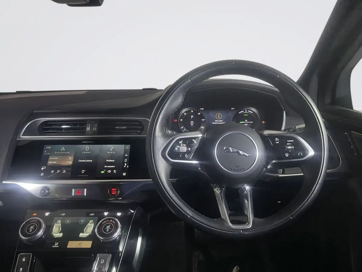 2021-jaguar-i-pace-ev400-se-big-15