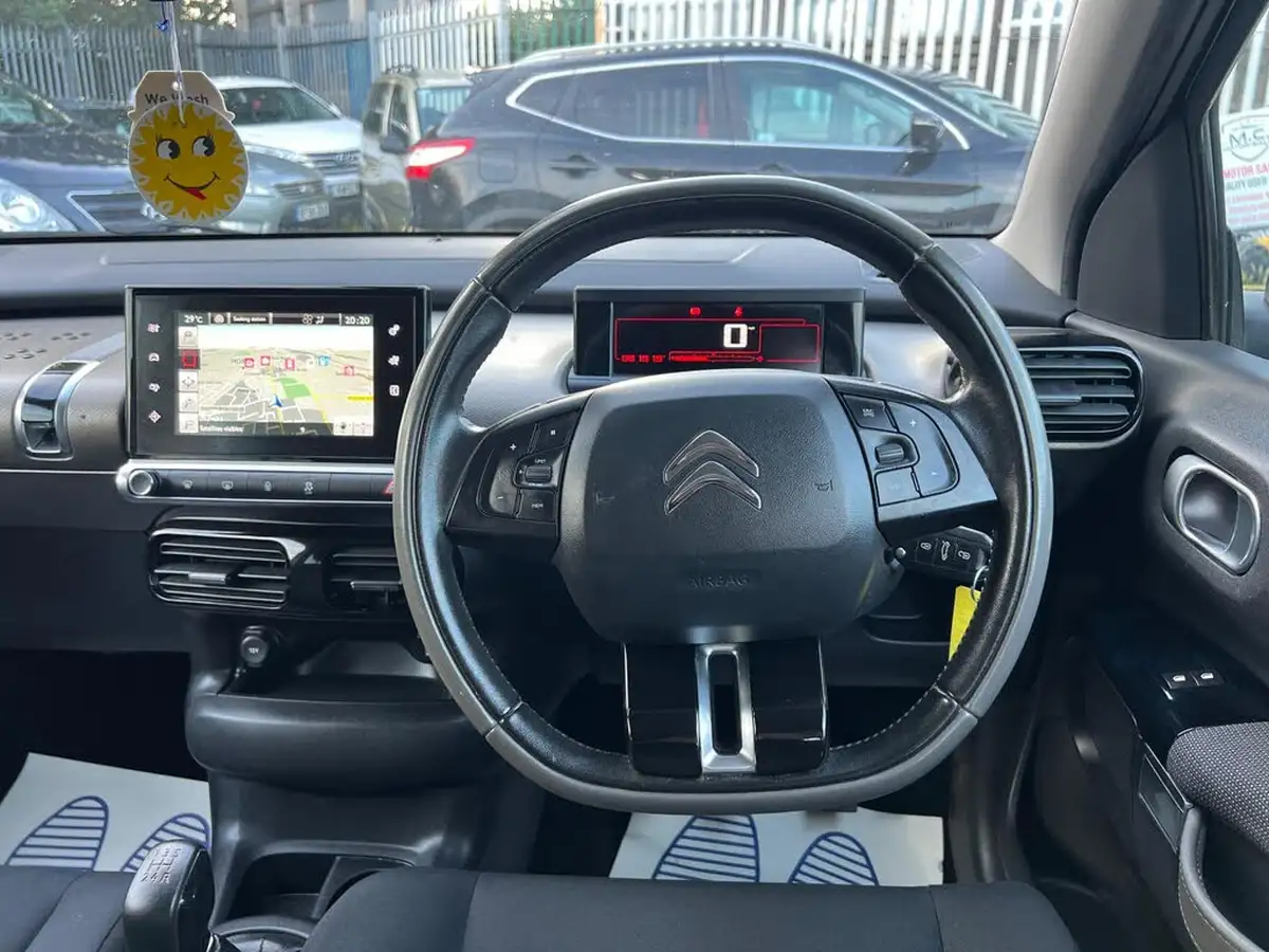2016-citroen-c4-cactus-12-puretech-flair-110ps-ss-big-38