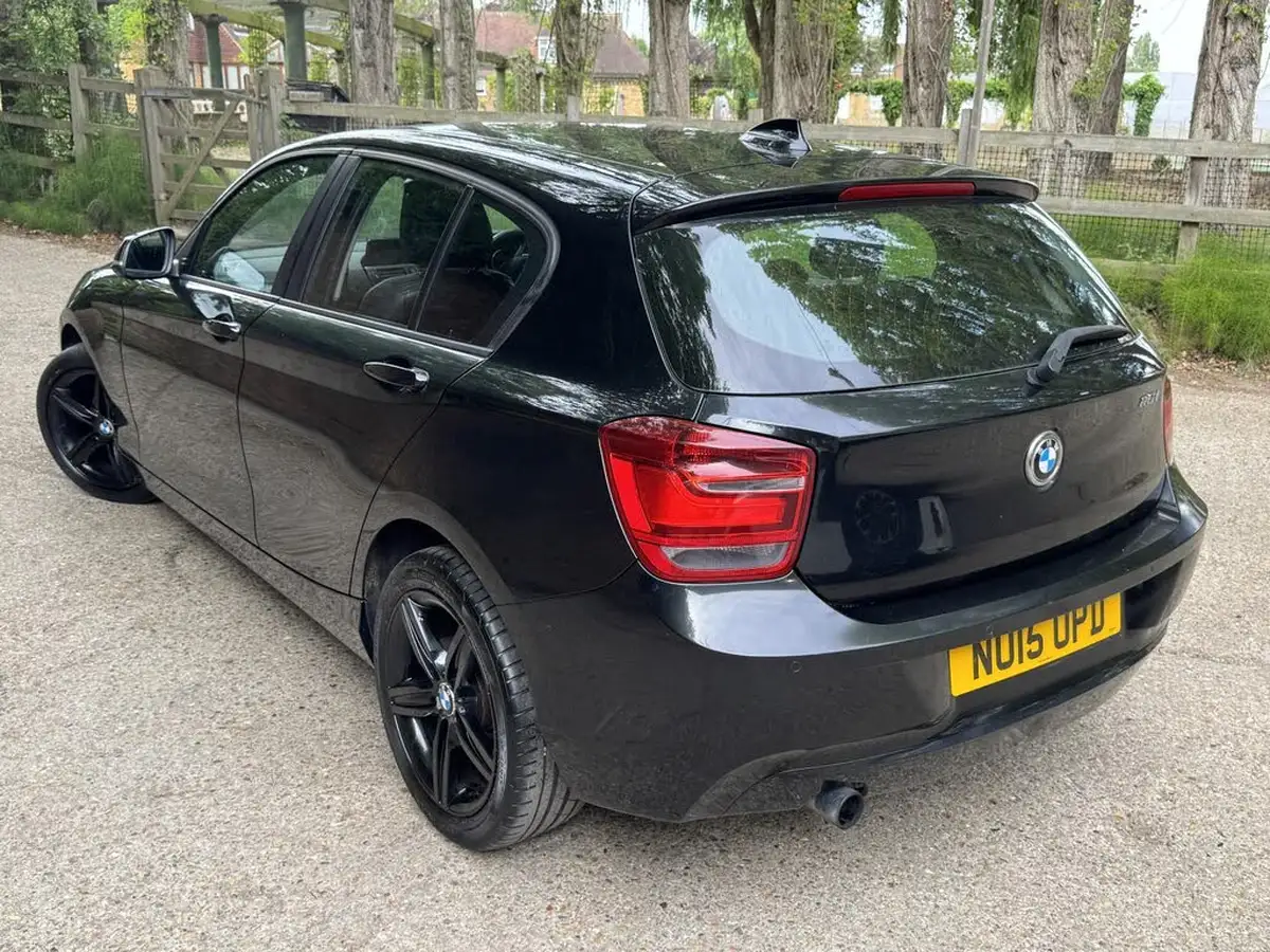 2015-bmw-1-series-16-116i-sport-5d-big-19