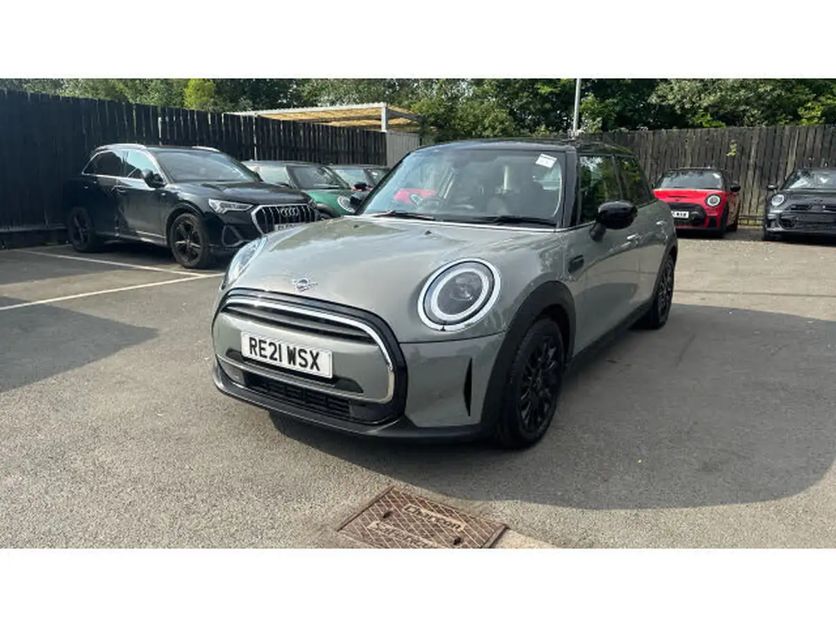 2021-mini-cooper-15-cooper-classic-hatchback-5d-auto-big-44