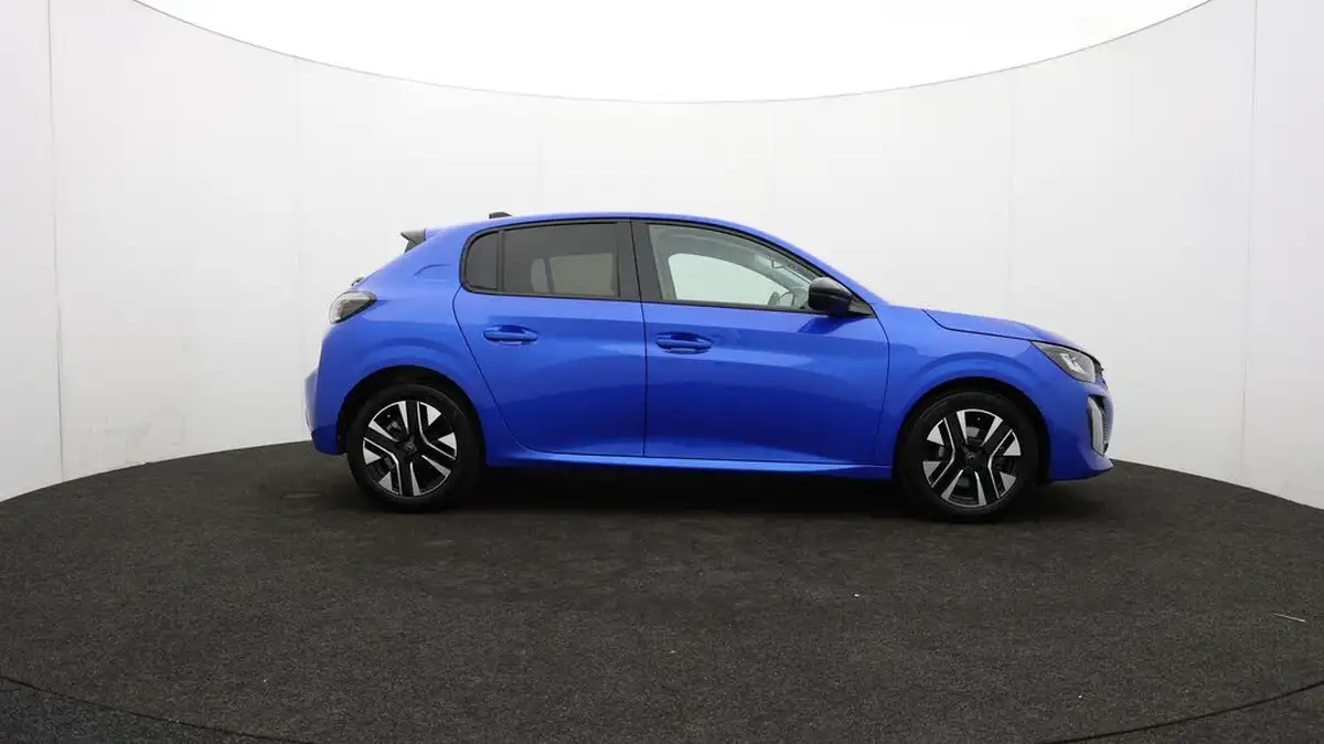 2024-peugeot-208-12-puretech-allure-big-22