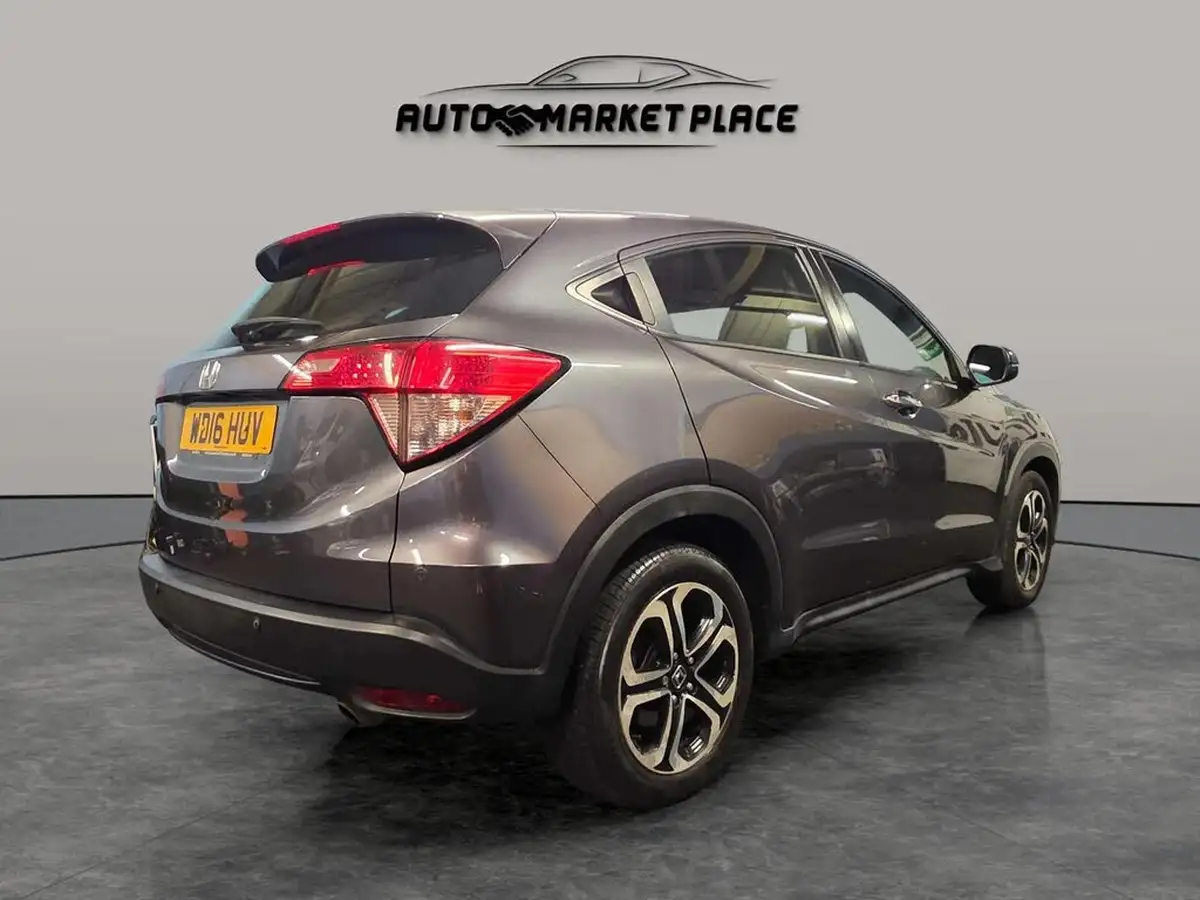 2016-honda-hr-v-15-i-vtec-se-navi-big-6