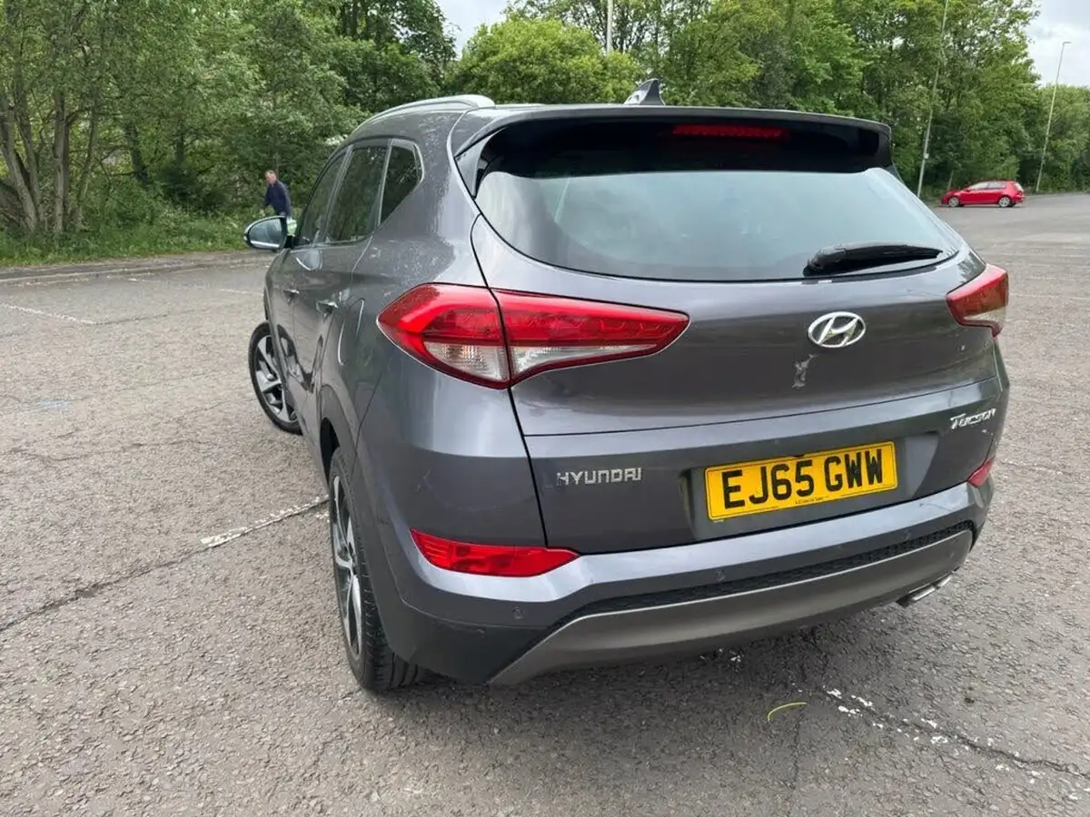 2015-hyundai-tucson-20crdi-blue-drive-premium-big-9