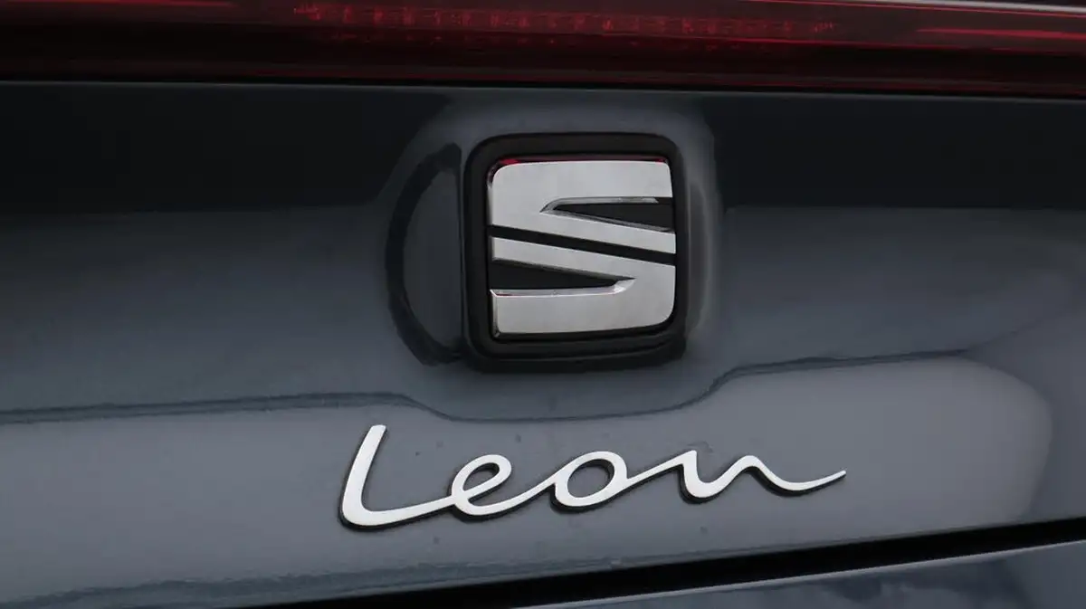 2022-seat-leon-10-tsi-evo-se-dynamic-hatchback-big-21