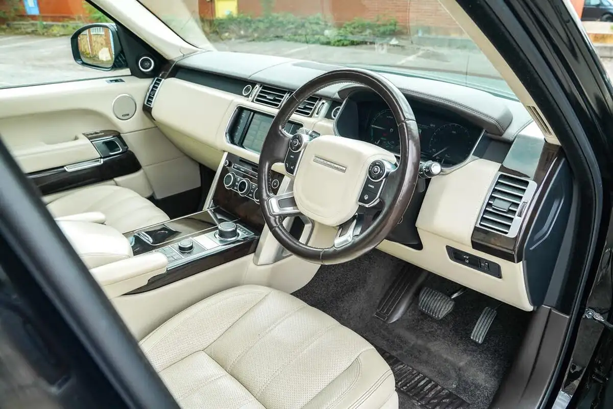 2014-land-rover-range-rover-30-sd-v6-autobiography-30-sd-ss-big-63