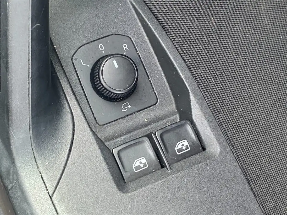 2019-seat-ibiza-10-tsi-fr-115ps-big-36