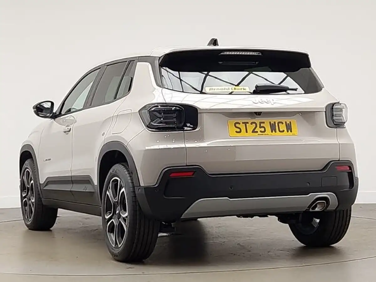 2025-jeep-avenger-12-gse-summit-big-1