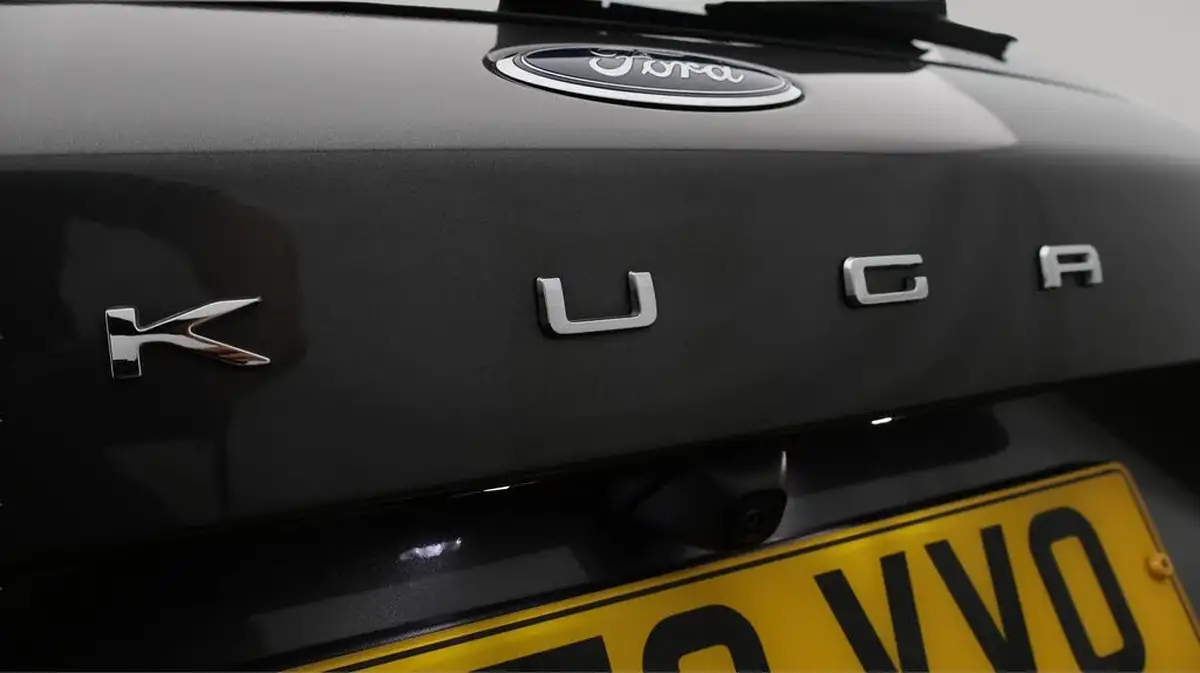 2024-ford-kuga-25t-st-line-x-edition-190ps-fhev-big-23