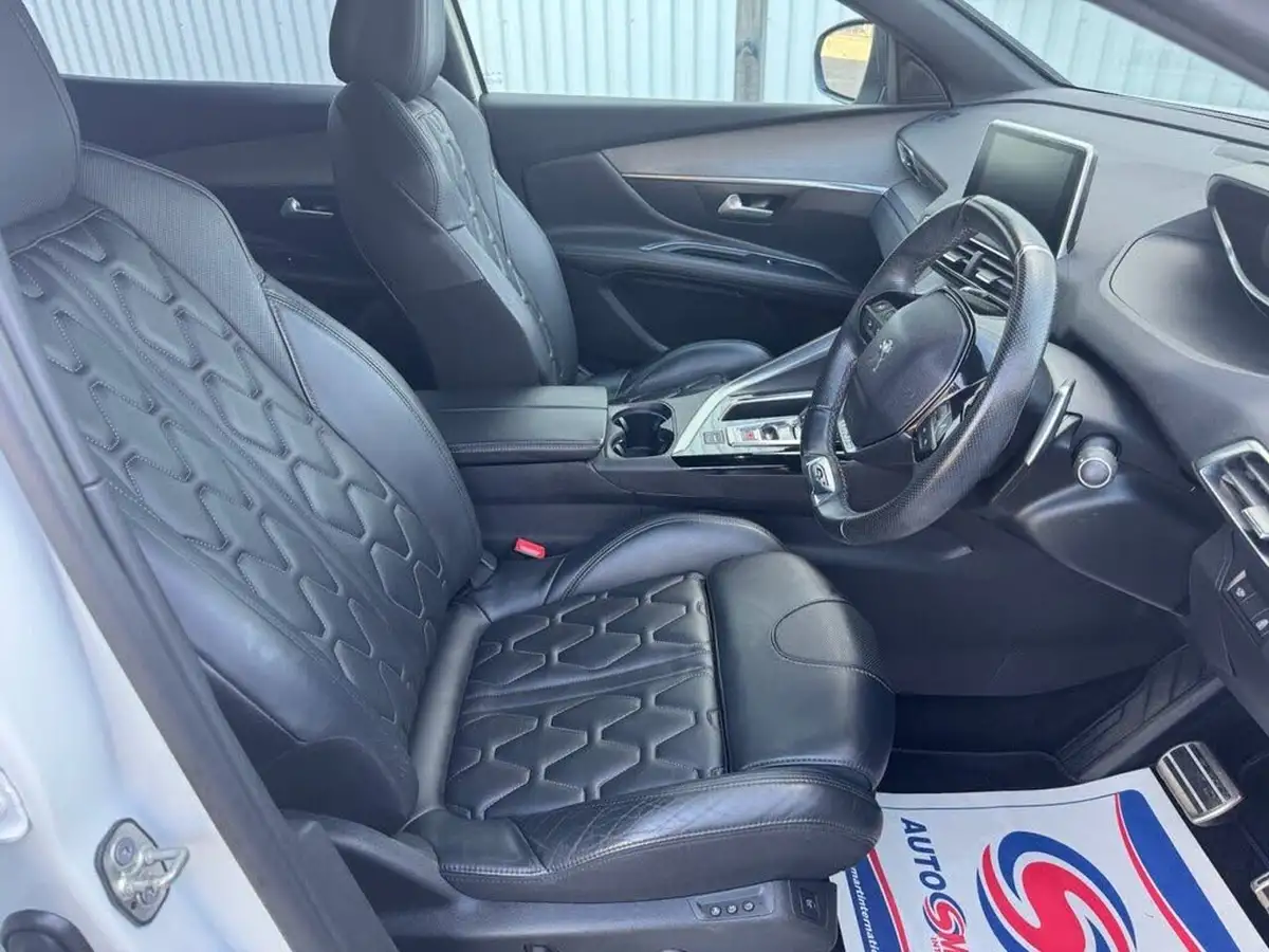 2017-peugeot-3008-suv-20-bluehdi-gt-big-21