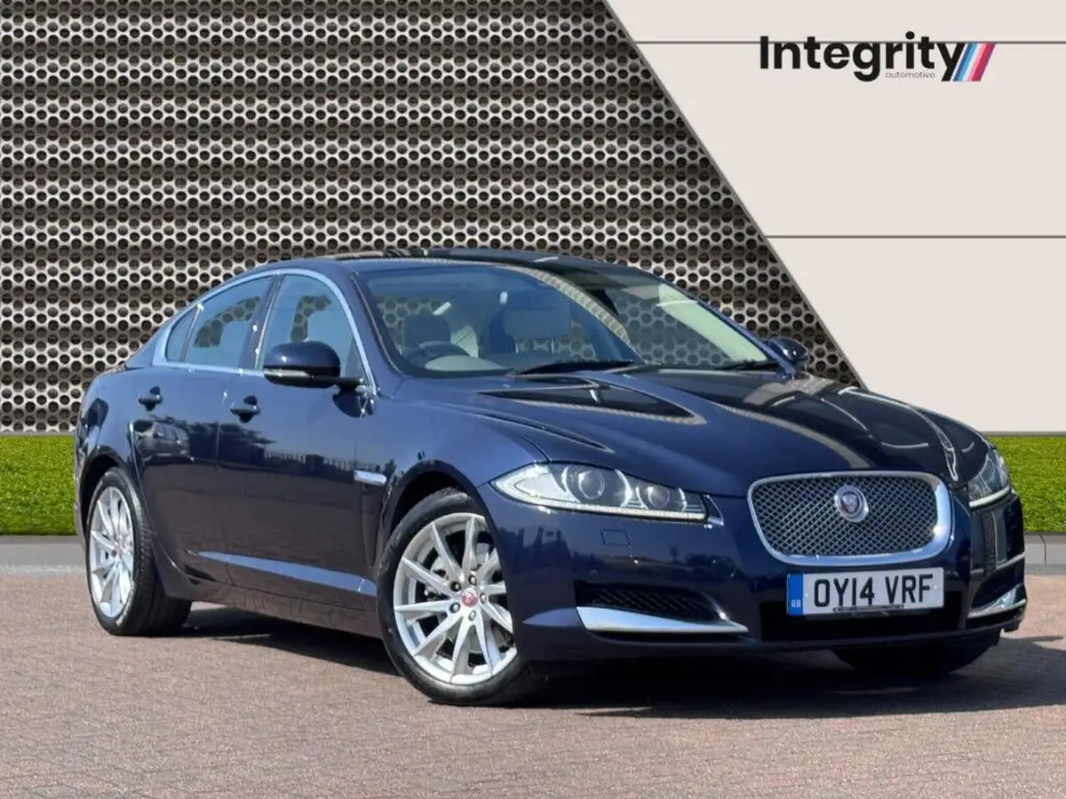 2014-jaguar-xf-30td-premium-luxury-saloon-4d-big-0