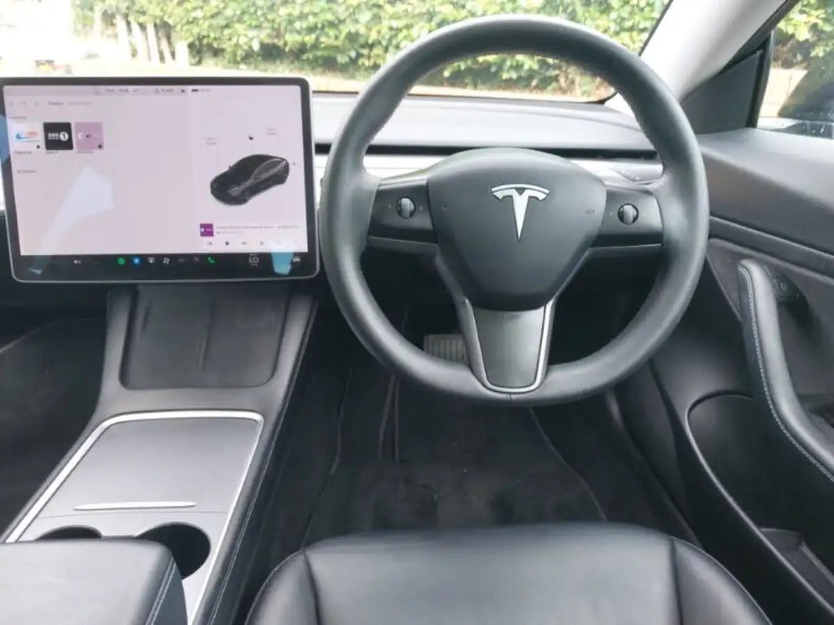 2020-tesla-model-3-e-long-range-big-6