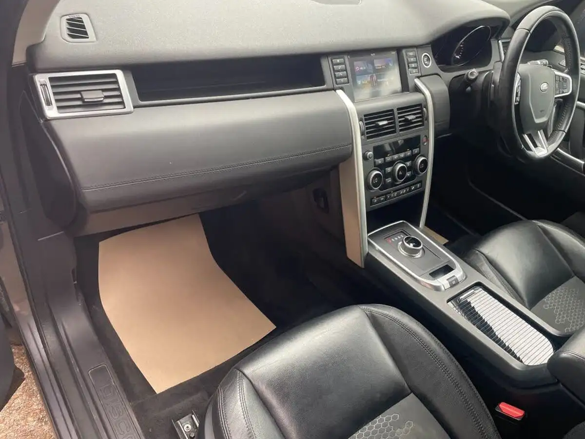2015-land-rover-discovery-sport-20td4-se-tech-180ps-auto-big-11