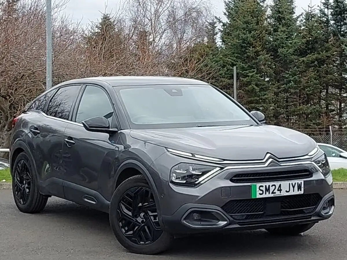 2024-citroen-c4-e-e-series-156ps-54kwh-big-0